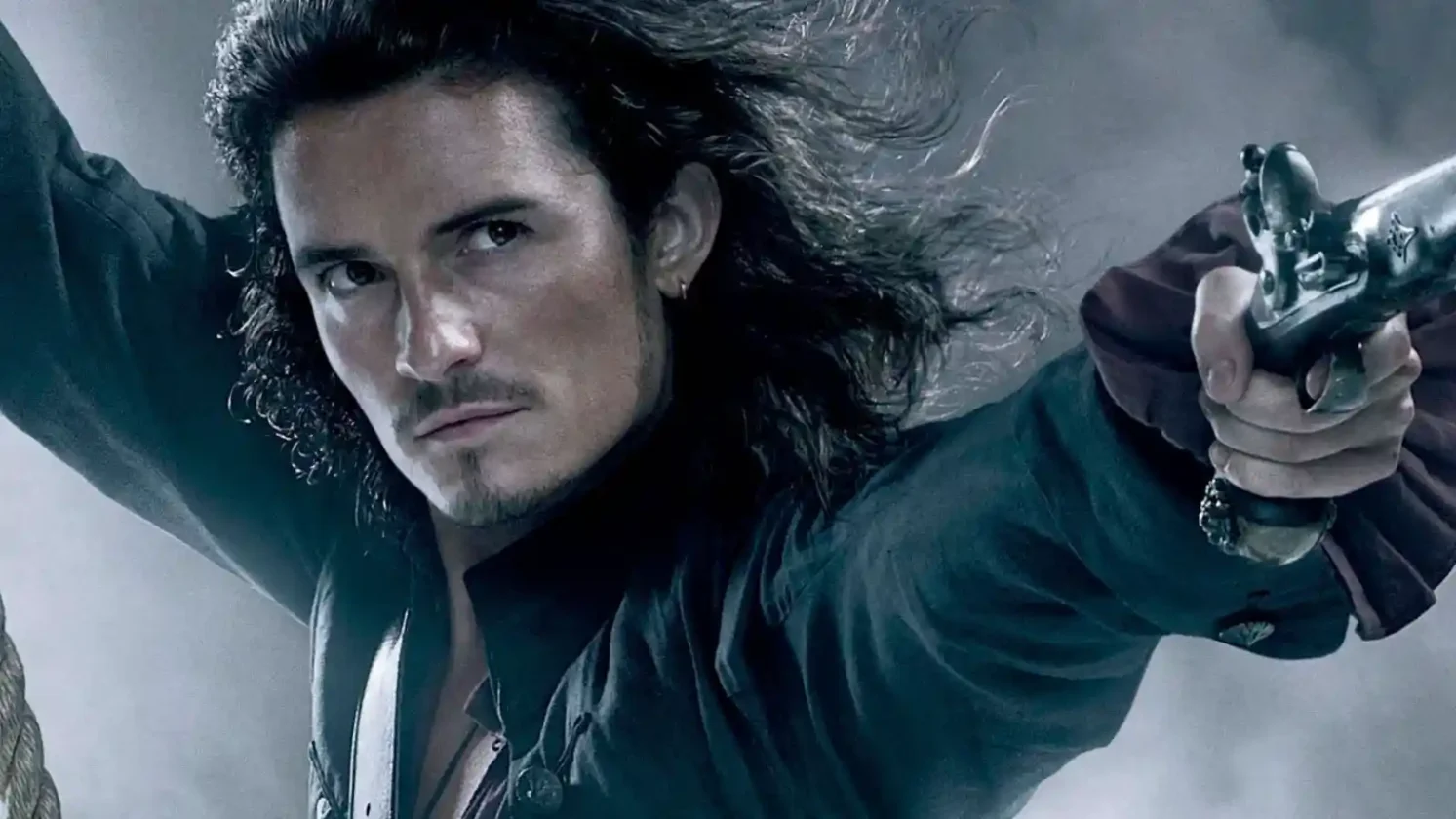 Orlando Bloom es Will Turner en Piratas del Caribe.