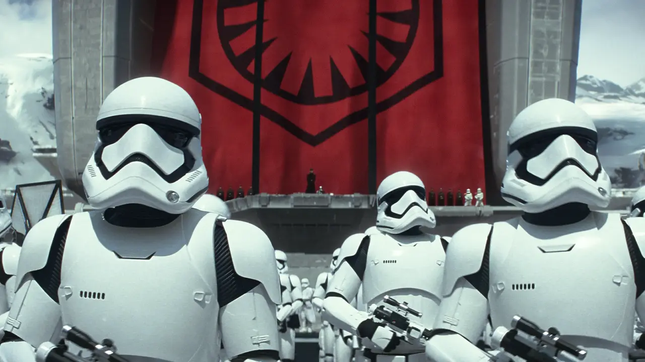Surgió la Primera Orden al mando de Snoke