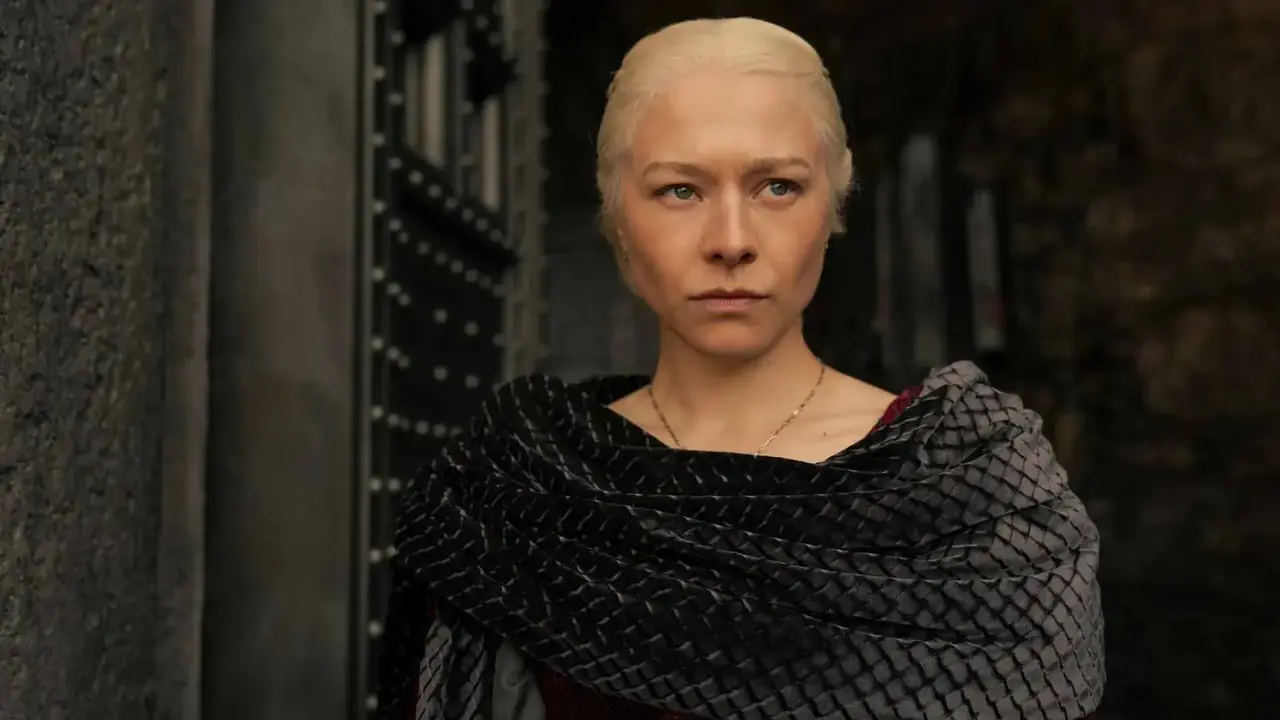 ¿Por qué Rhaenyra fue a Desembarco del Rey si no iba a ofrecer su rendición? 