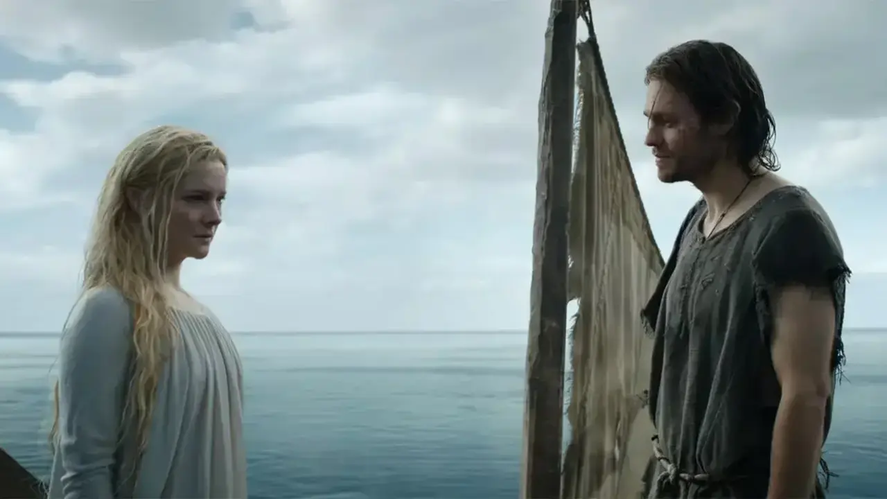 ¿Por qué Halbrand estaba en el mar cuando se encontró con Galadriel?