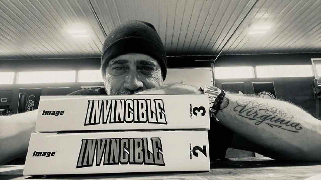 Jeffrey Dean Morgan y la foto que lo vincula en la tercera temporada de Invincible.