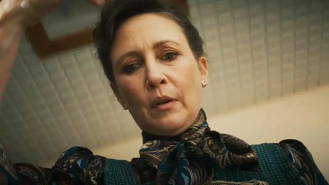 ¿Casualidad? Vera Farmiga revela la aterradora marca que apareció en su cuerpo mientras filmaba El Conjuro 4