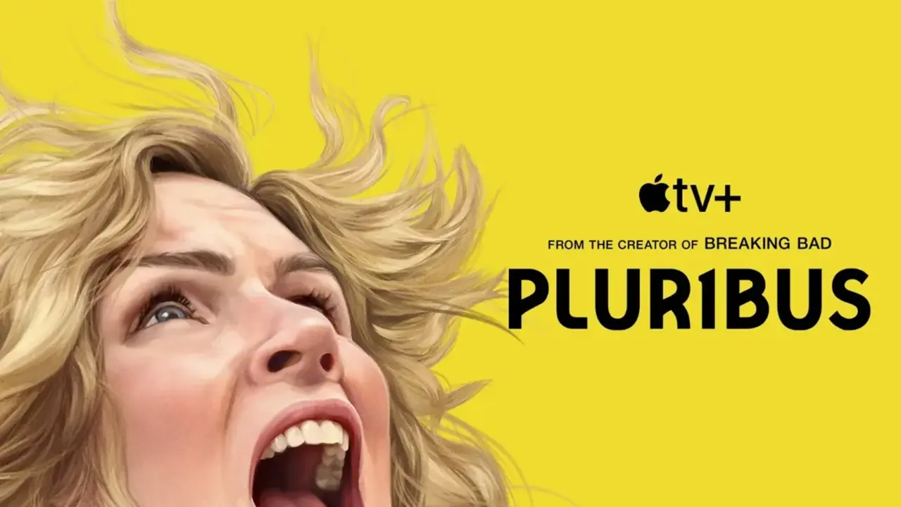 Rhea Seehorn como Carol en el póster oficial de Pluribus, la nueva serie del creador de Breaking Bad
